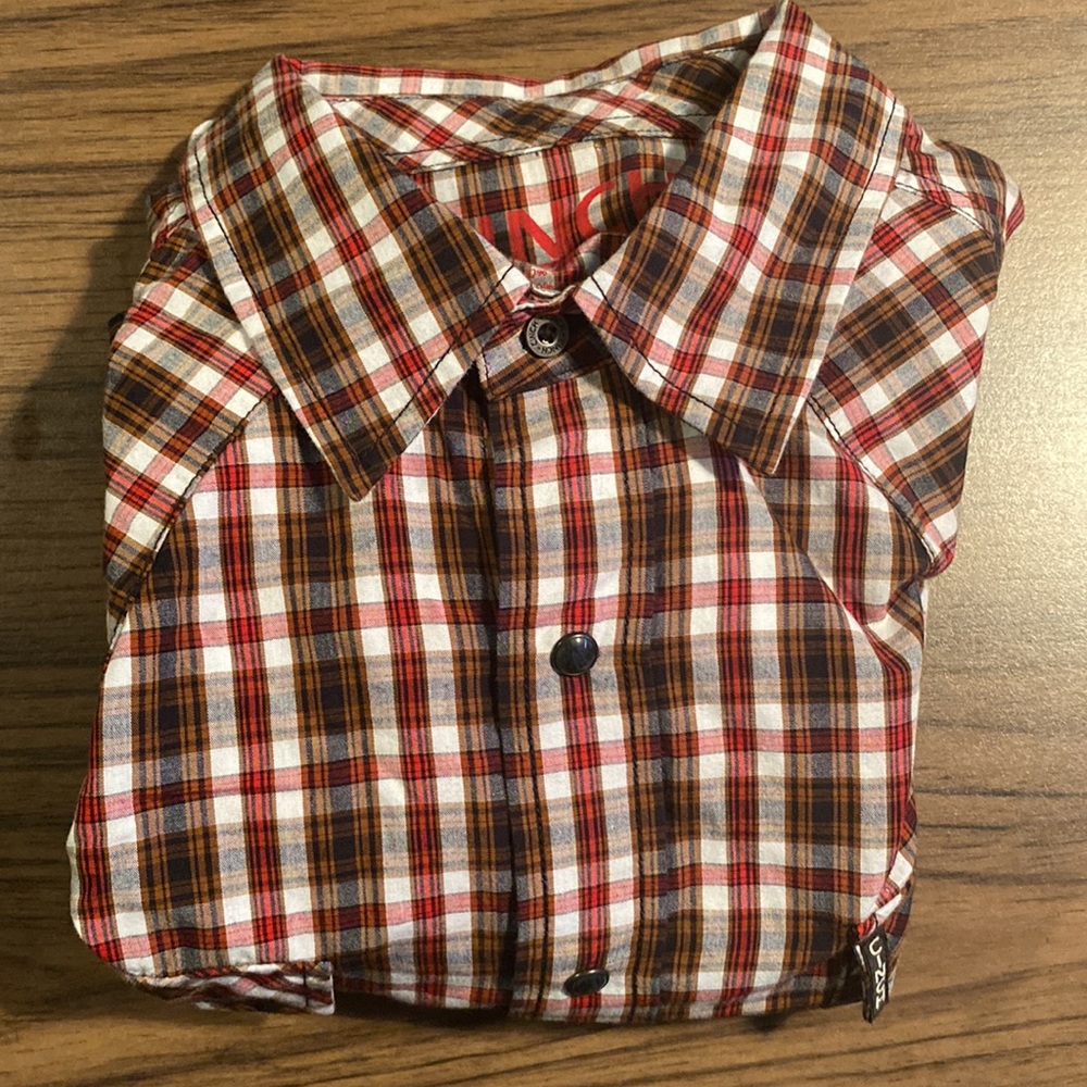 - Cinch Men’s LongSleeve Western Dress Shirt